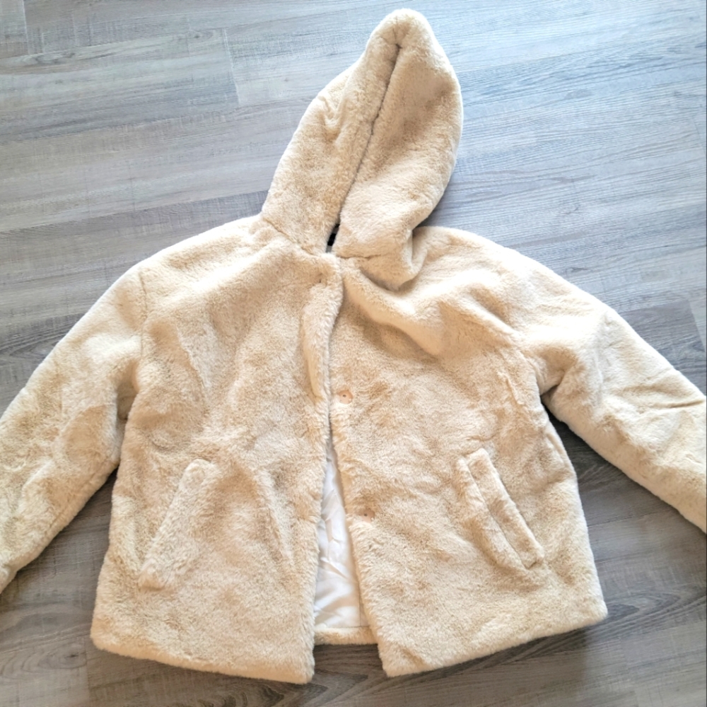 Zara Basic teddy bear hooded beige coat medium